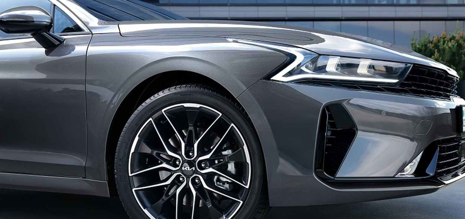 В Казахстане стартовали продажи обновлённого бизнес-седана Kia K5